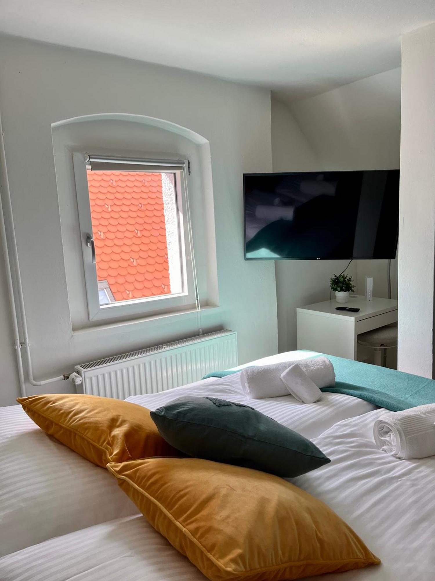 Flores City Center Studio - Easy Self-Check-In Graz Ngoại thất bức ảnh