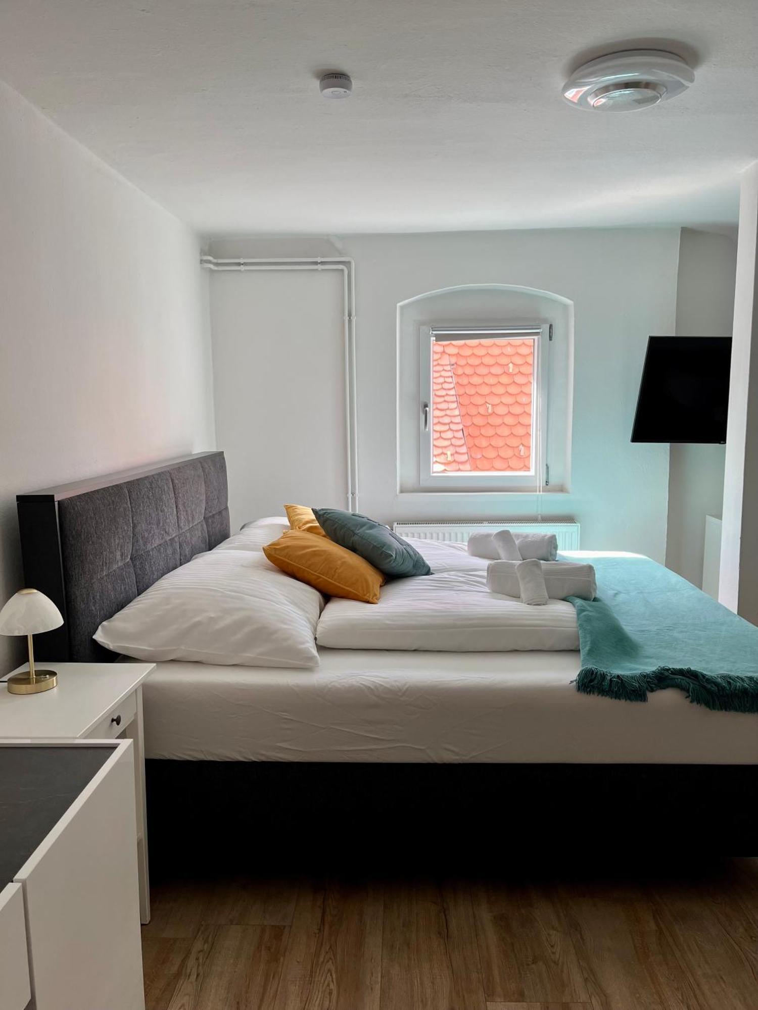 Flores City Center Studio - Easy Self-Check-In Graz Ngoại thất bức ảnh